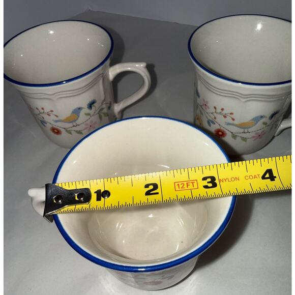 BrickOven Stoneware Heritage Mugs Bird & Floral Design (Set of 3) - Picture 4 of 5